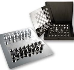 PEARL NICKEL & GUN METAL CHESS SET